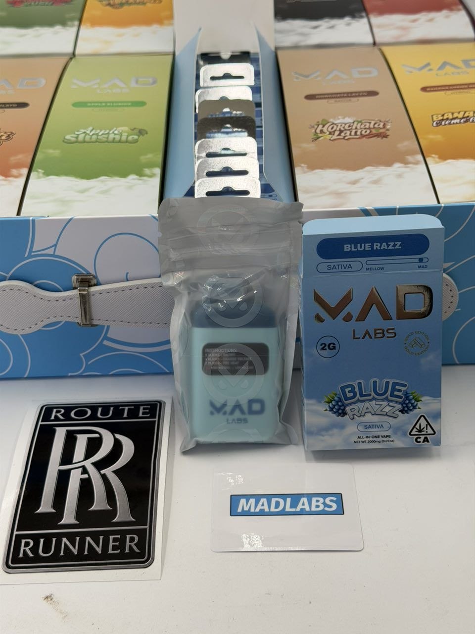 photo_2026-08-04_17-54-44 mad labs blue razz 2g disposable