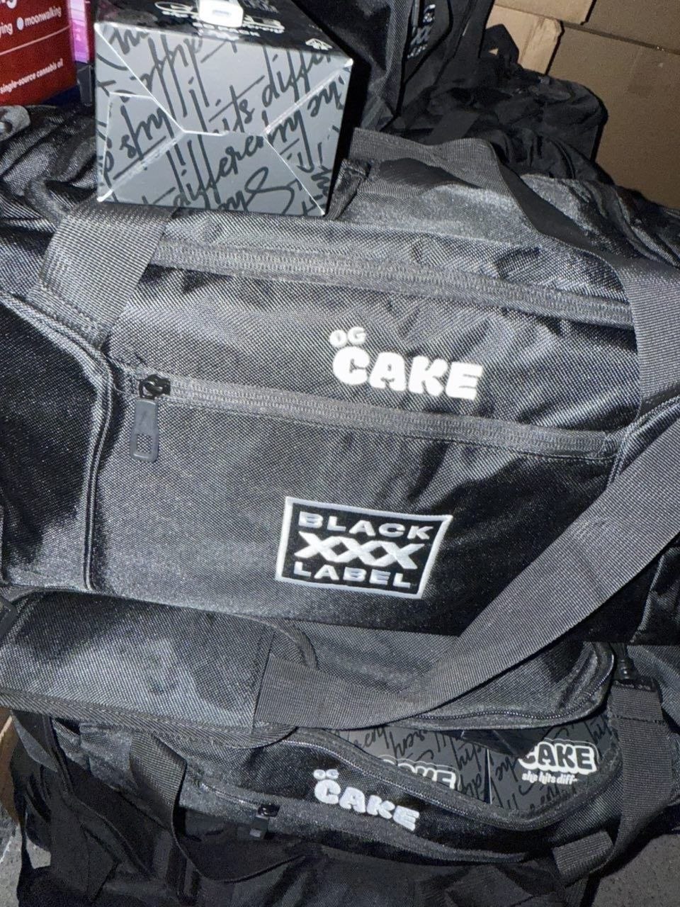 photo_2026-08-06_15-13-31 og cake black xxx label 1.5g disposable