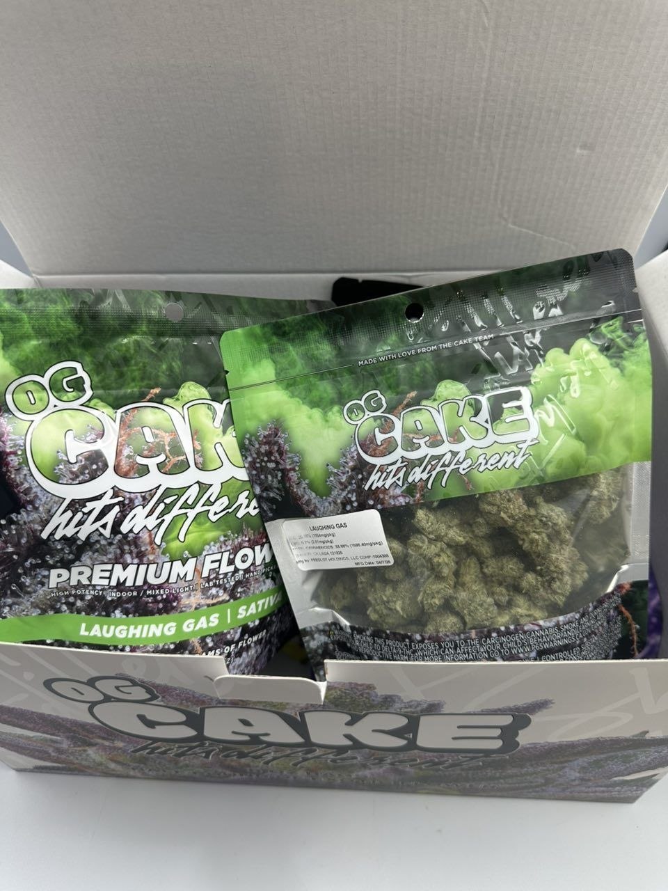 photo_2026-08-17_04-03-23 og cake premium flower