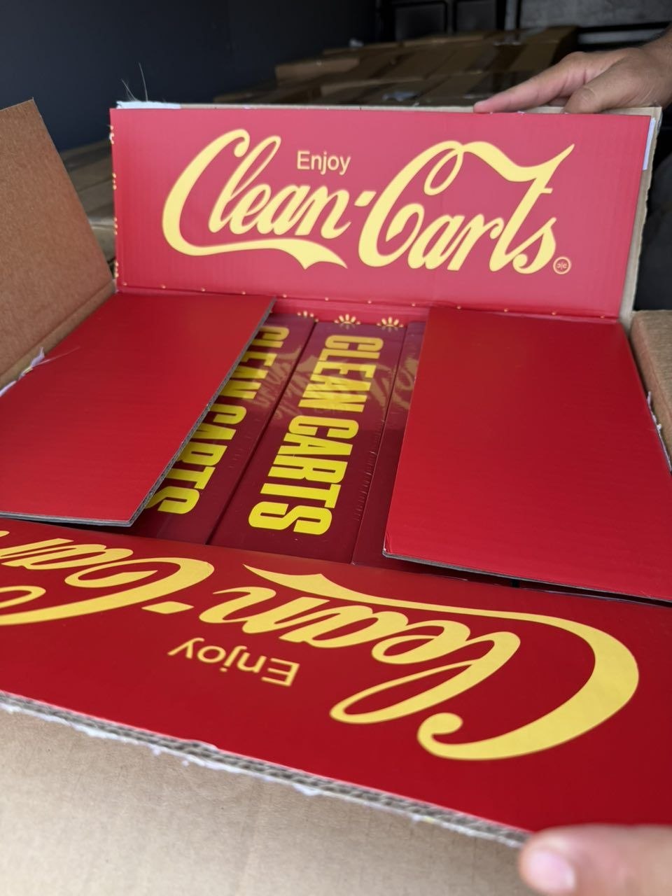 photo_2026-08-21_12-41-38 clean carts 2g disposable spring red edition